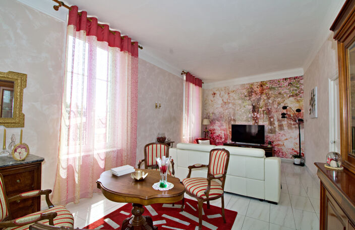Élégante Maison de Maître du XIXe siècle avec jardin, piscin — photo 4