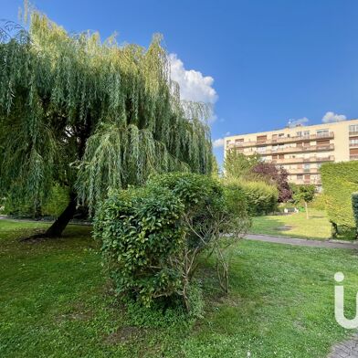 Appartement 4 pièces 145000 €