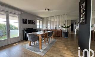 Maison 8 Pièces 249 m² à vendre à Le Gué-de-Velluire (85770)