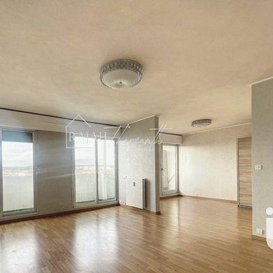 Appartement 4 pièces 32000 €