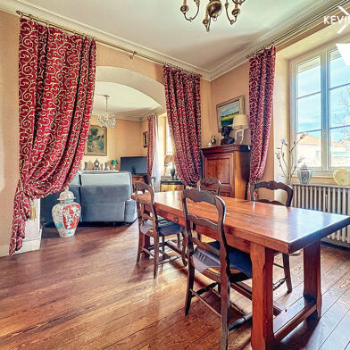 Maison 10 pièces 250000 €