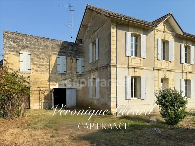 Ancien Presbytère en pierre de 179 M², 8 pièces — photo du bien