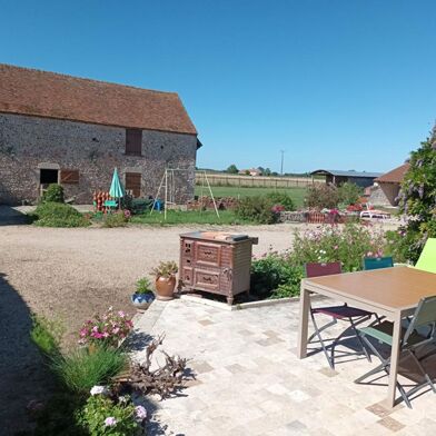 Maison 4 pièces 551200 €