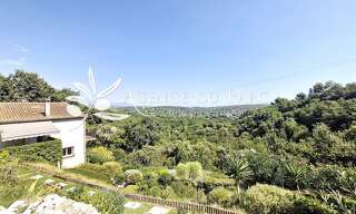 Maison 6 Pièces 113 m² à vendre à Tourrettes-sur-Loup (06140)