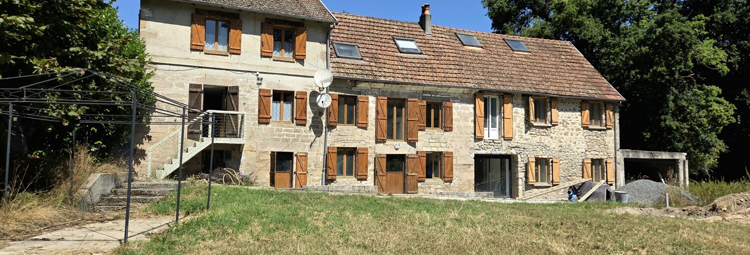 Maison 12 Pièces 292 m² à vendre à Croze (23500)