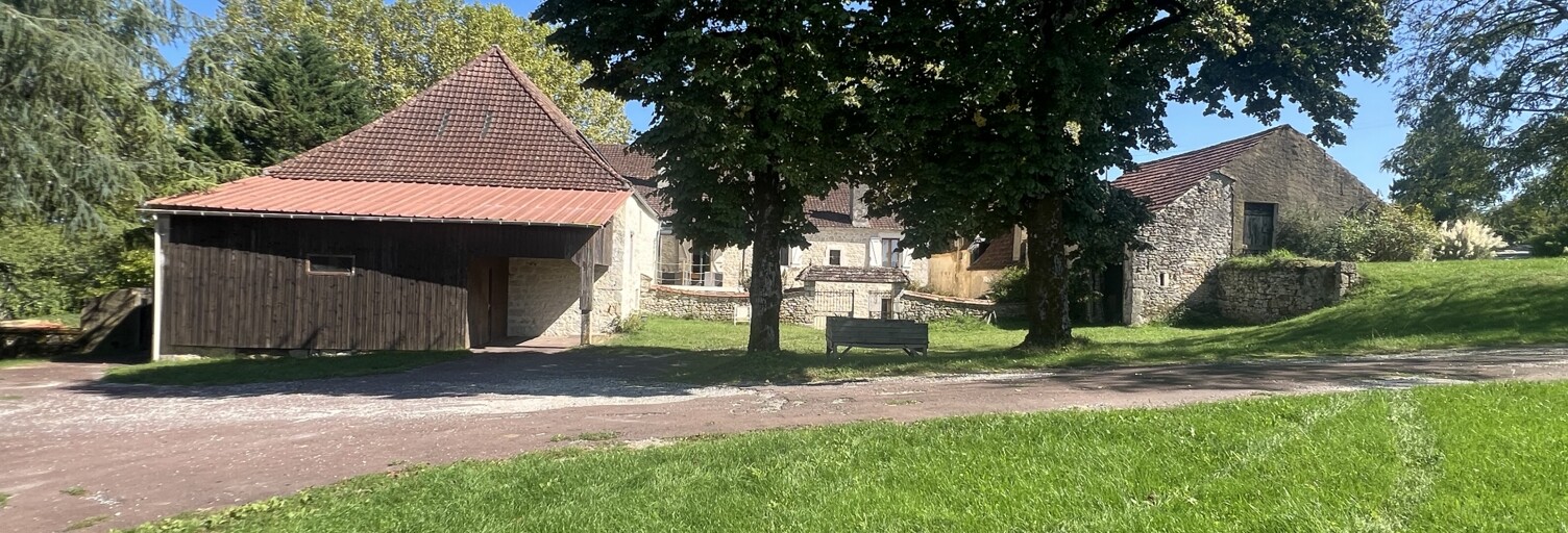 Maison 11 Pièces 357 m² à vendre à Payrac (46350)