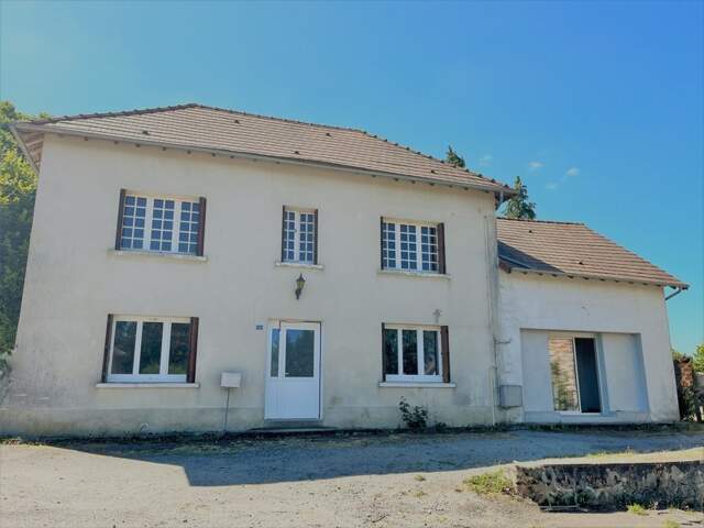 Maison de ville de 6 pièces principales — photo du bien