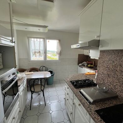 Appartement 4 pièces 196000 €