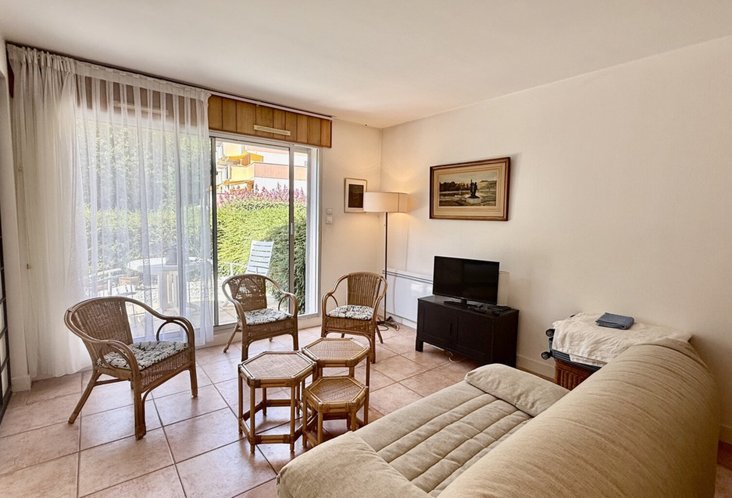 Vaux-sur-mer, Plage de Nauzan, Appartement T3 RDJ au prix de — photo 1