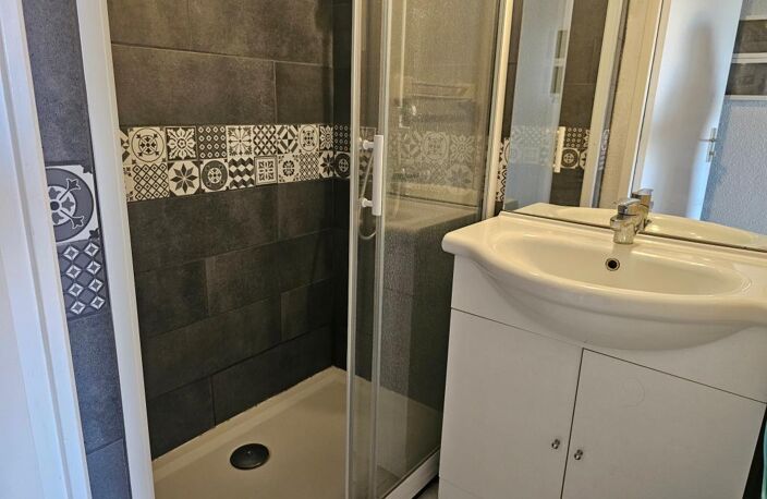 Appartement À Vendre — photo 3
