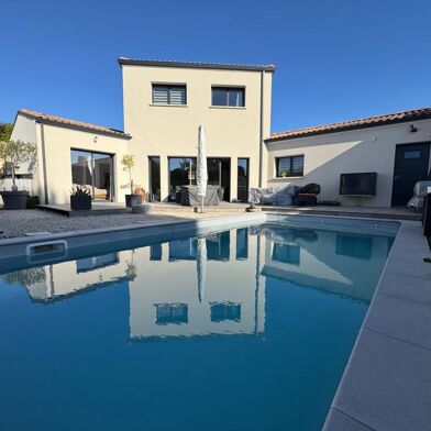 Maison 4 pièces 532950 €