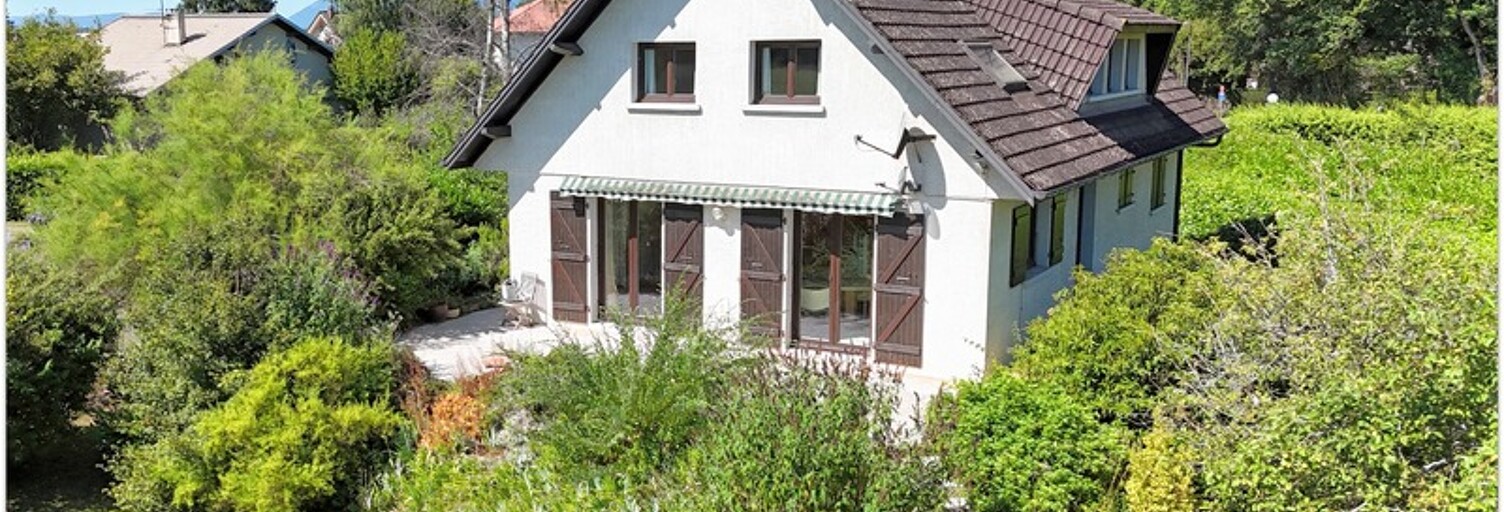 Maison 7 Pièces 173 m² à vendre à Saint-Genis-Pouilly (01630)