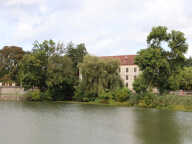 Moulin au cœur de la Bresse avec accès privé à la rivière - 585 m² sur 8553 m² de terrain — photo 2
