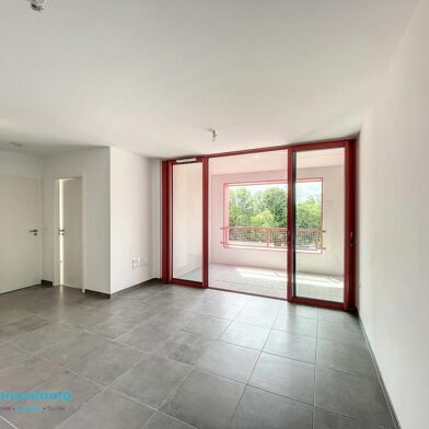 Appartement 2 pièces 651 €