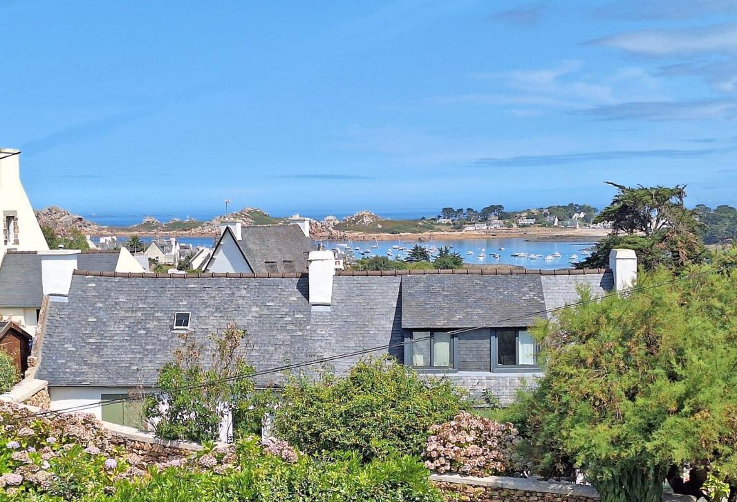 Baisse de prix : Maison 5 chambres à 500 m de la mer — photo 1