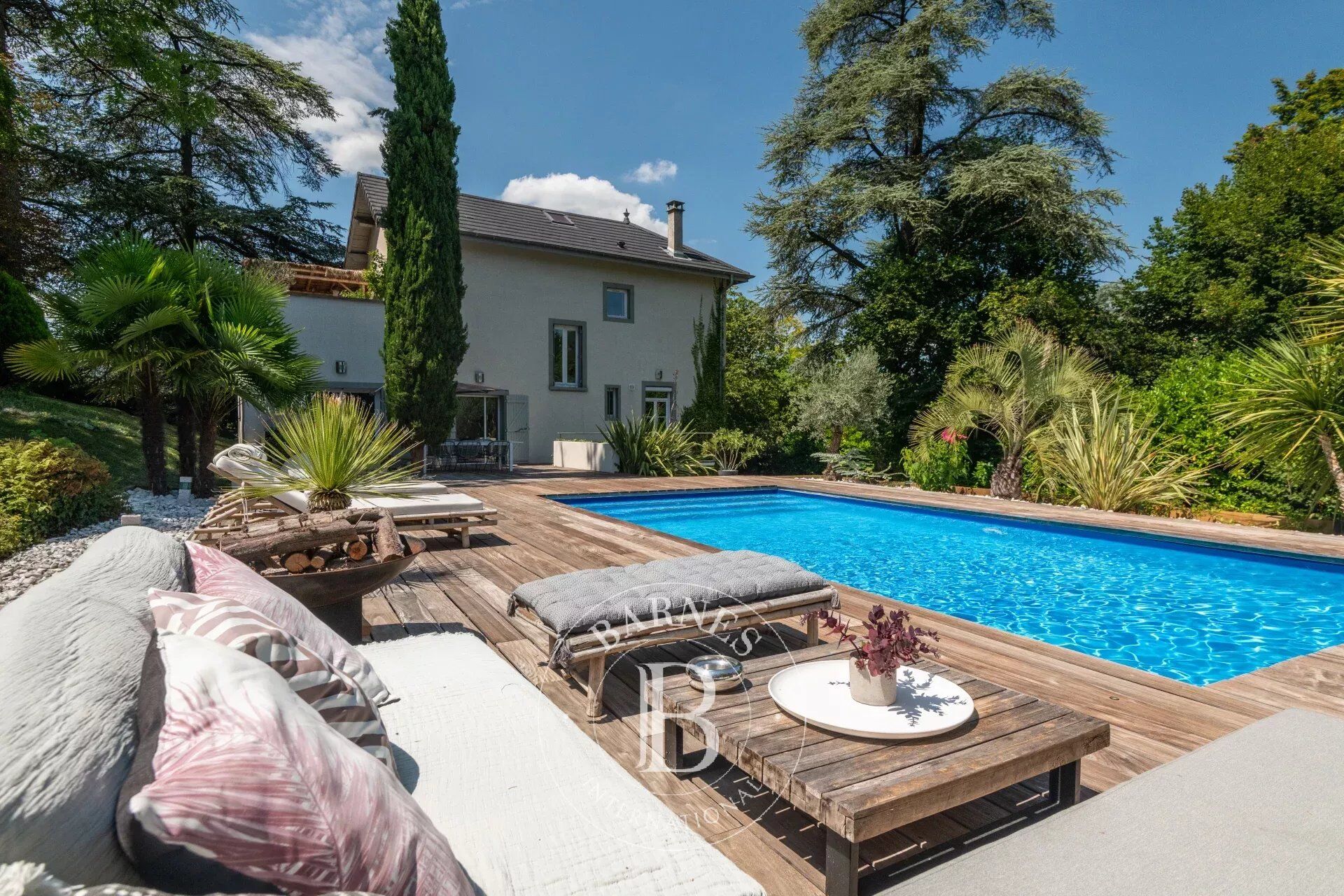 Maison F T5