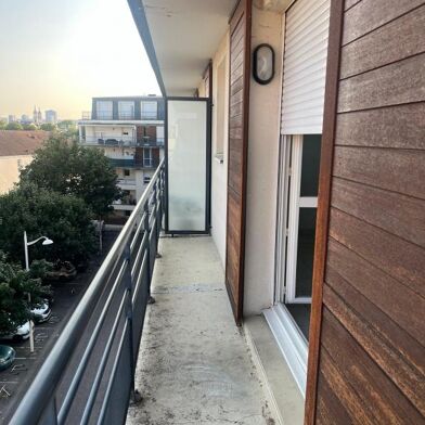 Appartement 1 pièces 496 €