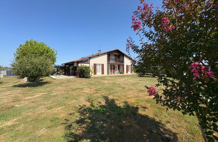Maison landaise 6 pièces 235m2 sur 6531m2 de terrain — photo 2