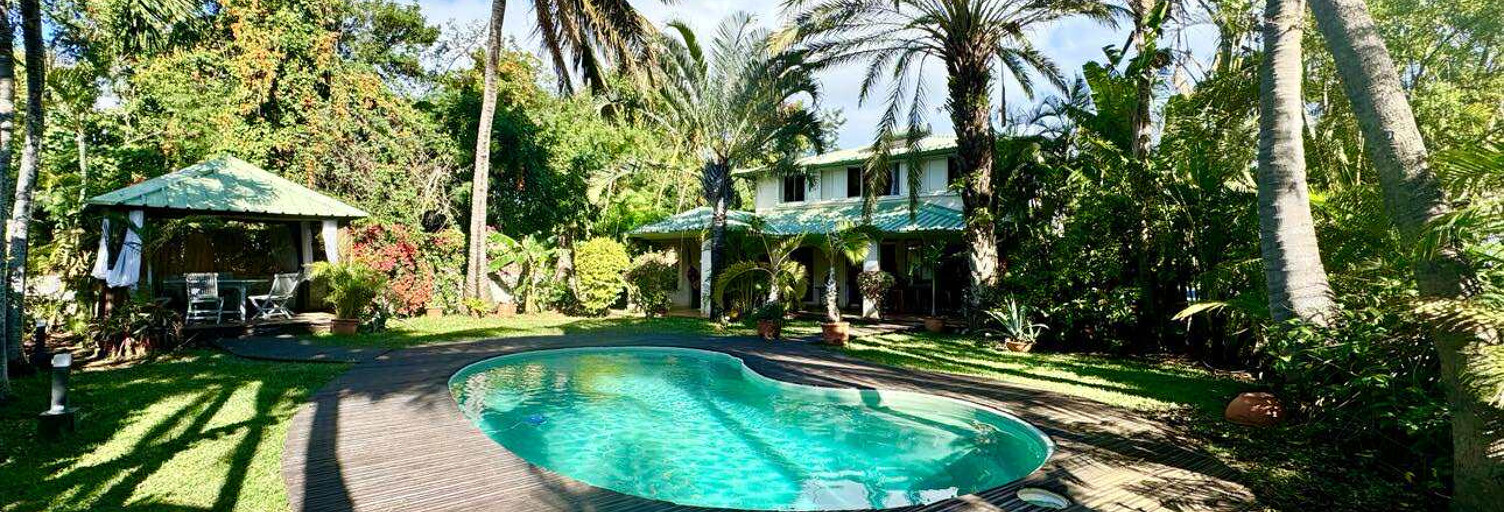 Maison 5 Pièces 160 m² à vendre à Saint-Louis (97450)