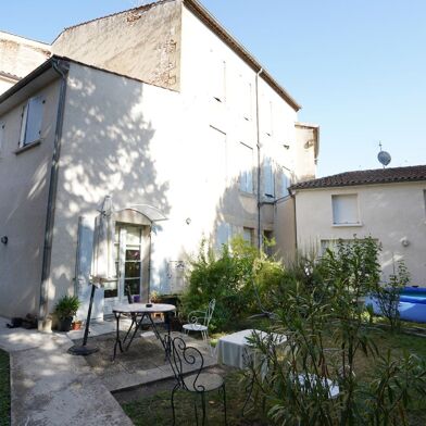 Immeuble  542800 €