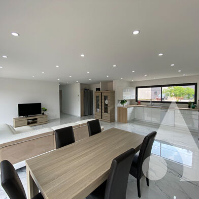 Maison 5 pièces 250000 €