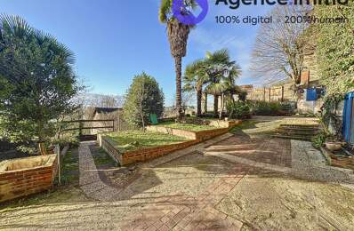 MAISON TROGLODYTE À VENDRE  349 m²  VUE SUR LA LOIRE  — photo du bien