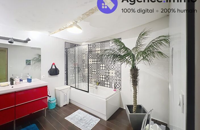 MAISON TROGLODYTE À VENDRE  349 m²  VUE SUR LA LOIRE  — photo 4
