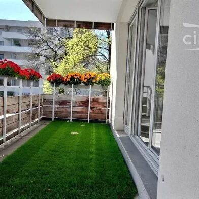 Appartement 4 pièces 274000 €