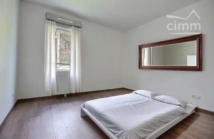 APPARTEMENT MEYLAN T4 + GARAGE + PARKING PRIVE — photo 5