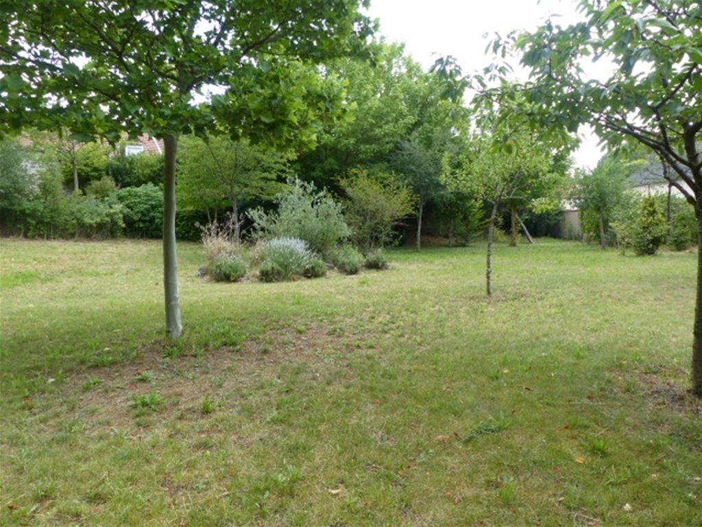 Photo Terrain constructible - 1118m² - Presles-et-Thierny image 4/4