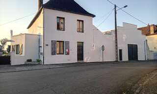 Maison 10 Pièces 176 m² à vendre à Saint-Gérand-le-Puy (03150)