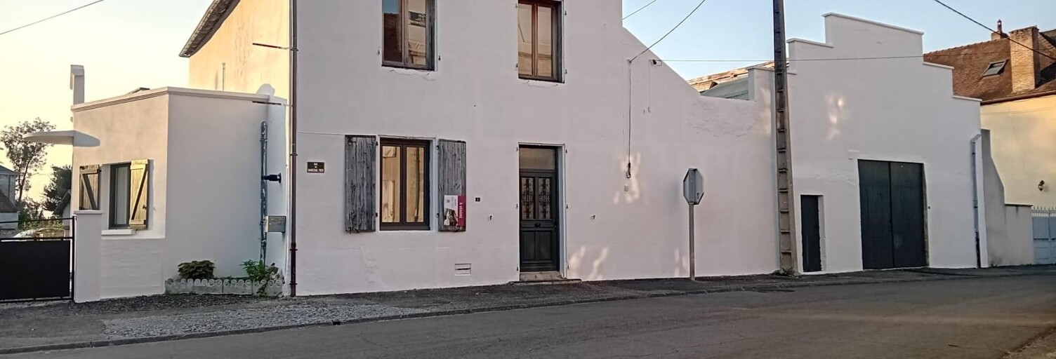 Maison 10 Pièces 176 m² à vendre à Saint-Gérand-le-Puy (03150)