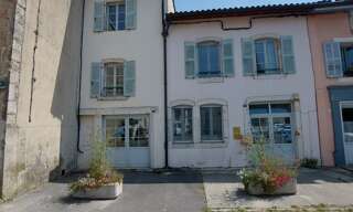 Immeuble  200 m² à vendre à Arinthod (39240)