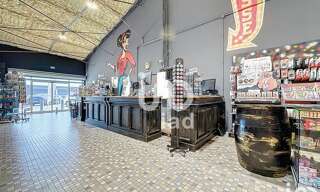 Commerce  1000 m² à vendre à Tarbes (65000)