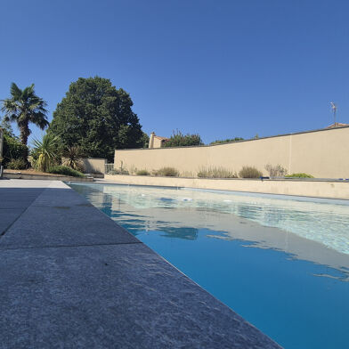 Maison 5 pièces 556500 €