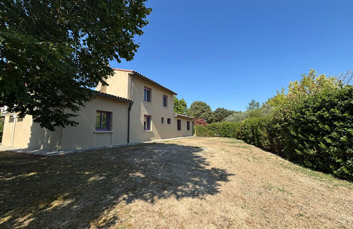 Coup de cœur à Labastide-d’Anjou   Maison avec piscine et grand jardin — photo 4