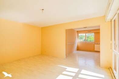 Appartement 5 pièces 254800 €