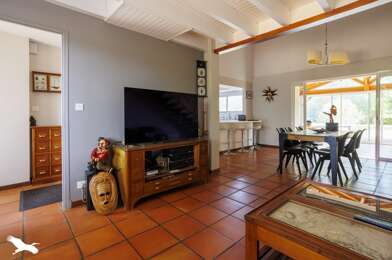 Maison 5 pièces 385000 €