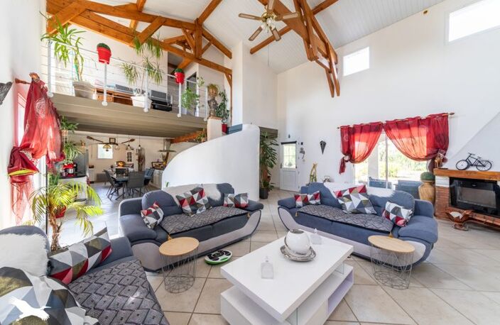 Vente maison 4 pièces 182 m² Valence (82400) — photo 2