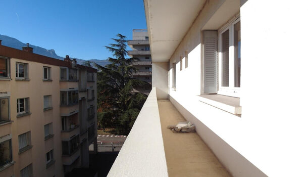 Appartement 3 pièces  à louer Grenoble 38000