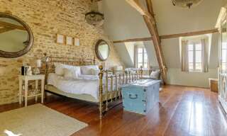 Maison 9 Pièces 299 m² à vendre à Villard (23800)