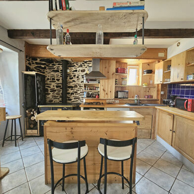 Maison 6 pièces 150000 €