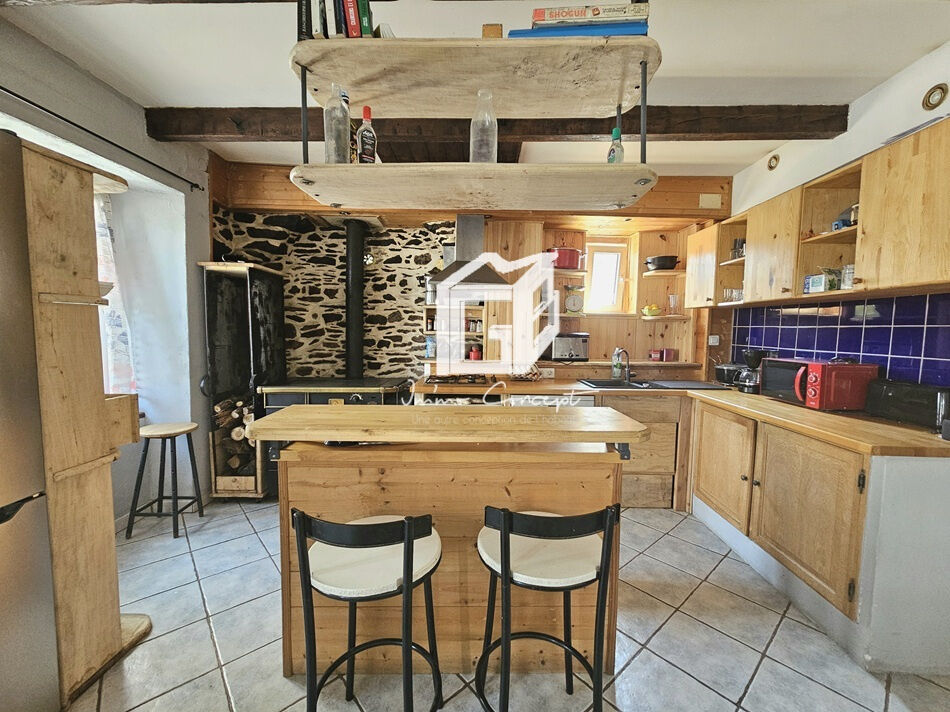 Maison de Village   T6 à vendre Luc-la-Primaube 12450