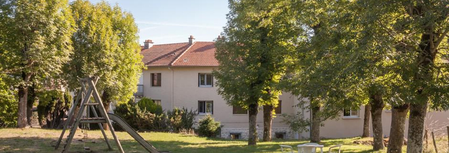 Divers  1661 m² à vendre à Orcines (63870)