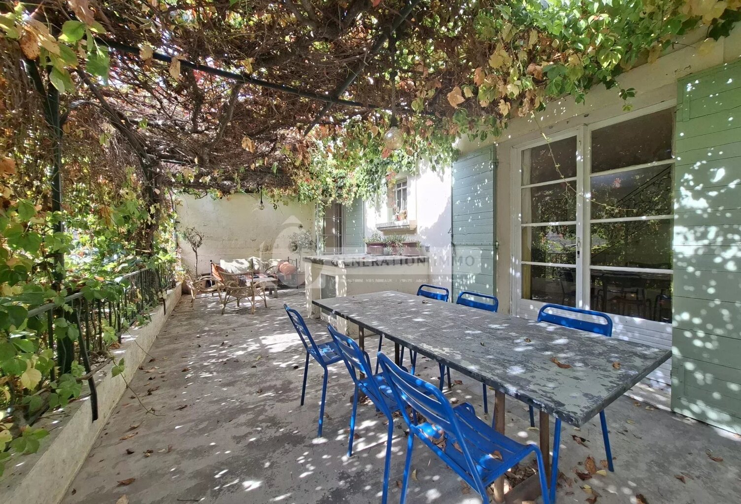 Maison de charme T4 à Fontvieille centre — photo 1