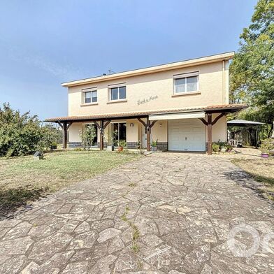 Maison 7 pièces 348500 €