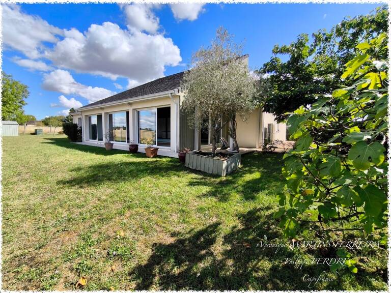 Maison spacieuse avec piscine intérieure et très belles prestations — photo 1