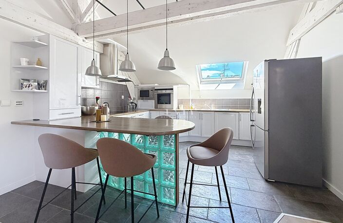 Appartement à vendre Dernier étage 4 pièces + bureau de 145,38 m2 utiles et 138,44 m2 ANNEMASSE (74) — photo 3