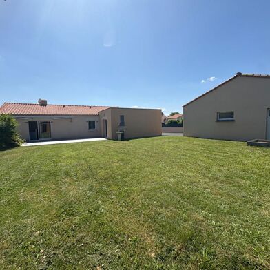 Maison 6 pièces 316590 €