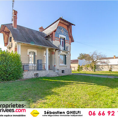 Maison 9 pièces 150000 €